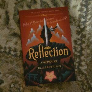 Disney Reflection A Twisted Tale - Mulan - Book